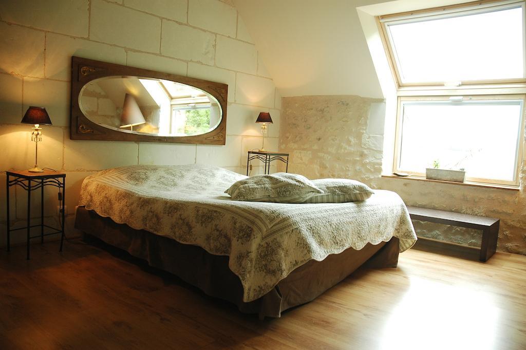 Les Pierres D'Aurele Chambres D'Hotes Saint-Georges-sur-Cher Habitación foto